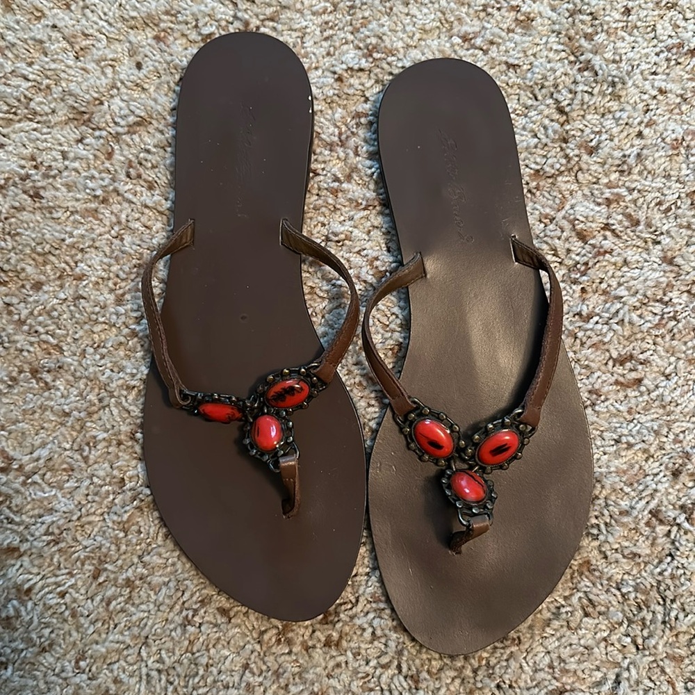 Eddie Bauer flip-flops